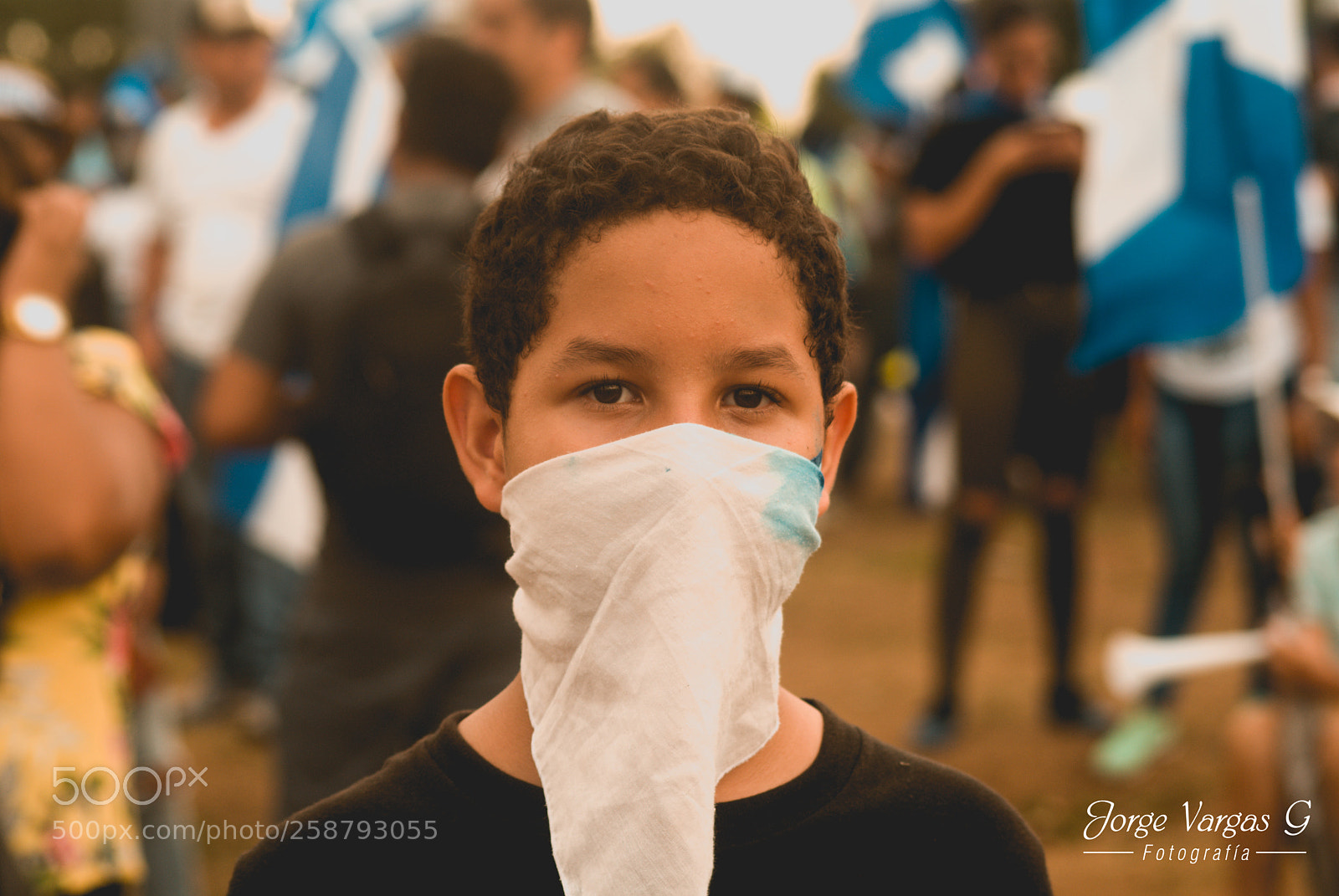 Sony Alpha DSLR-A100 sample photo. Kid in a nicaraguan photography