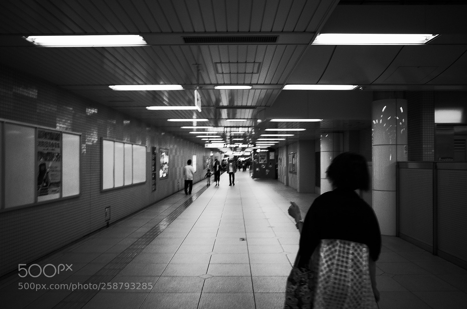 Ricoh GR II sample photo. Streets photography