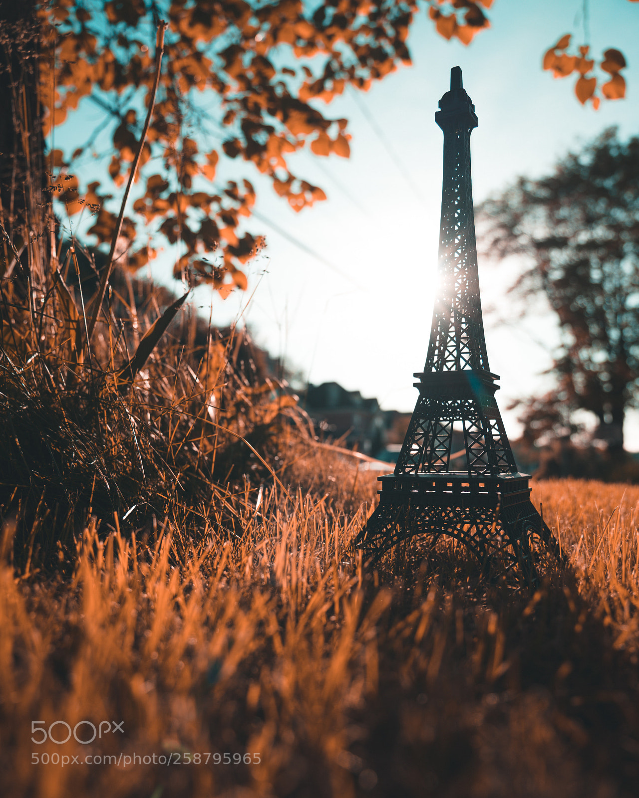 Sony a7R II sample photo. Mini eiffel tower photography