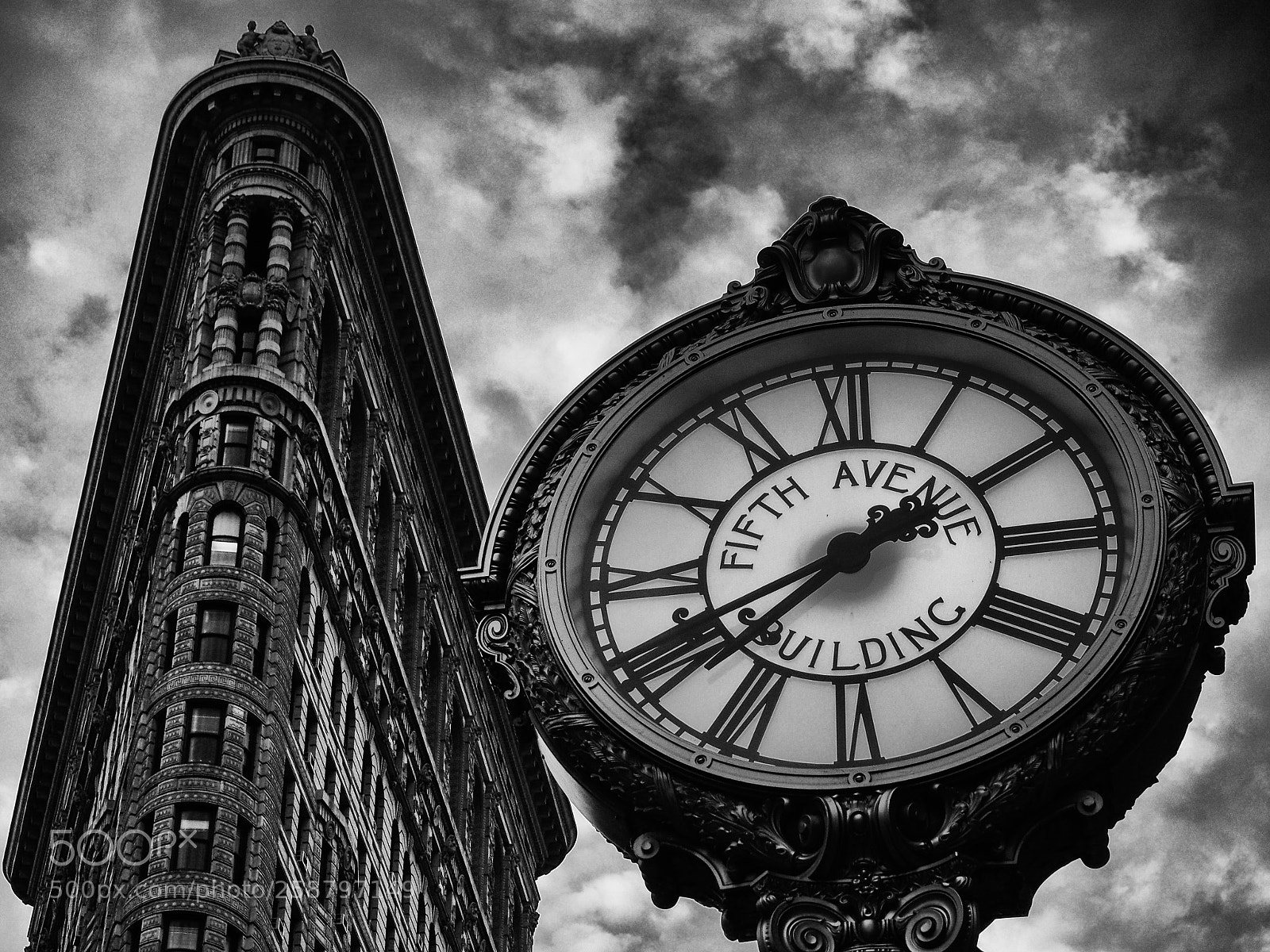Olympus OM-D E-M10 sample photo. Flatiron building nyc photography