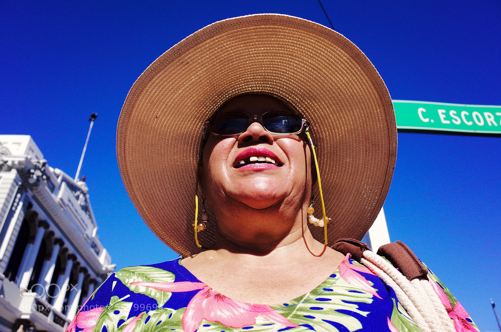 Ricoh GR II sample photo. Woman in hat photography