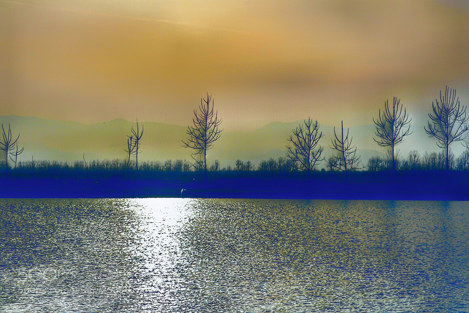 Canon EOS 750D (EOS Rebel T6i / EOS Kiss X8i) sample photo. Lakeside photography