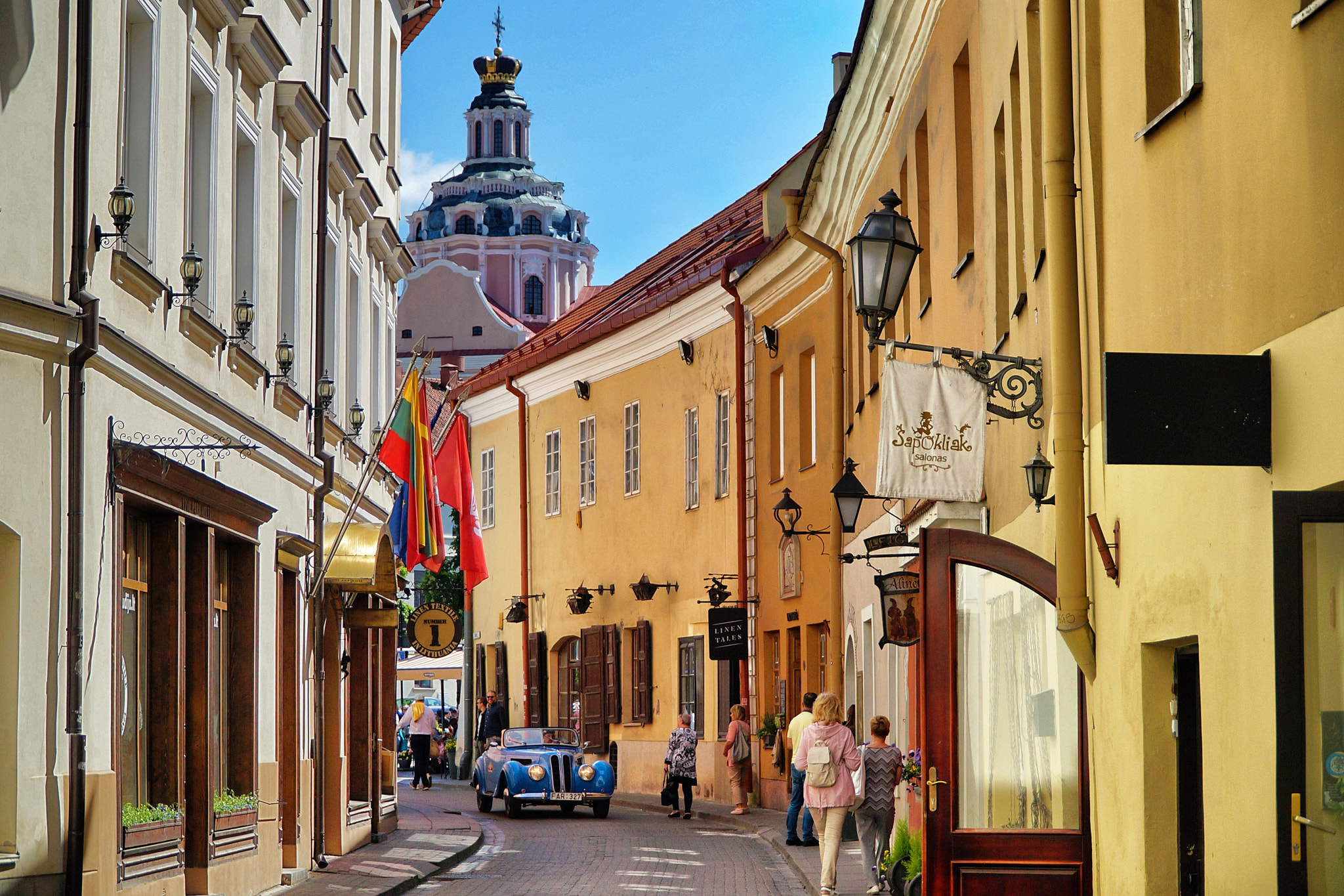 Sony Alpha NEX-3N sample photo. Old town/vilnius photography