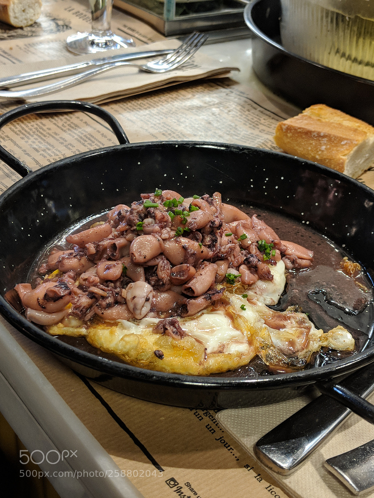 Google Pixel 2 XL sample photo. Fried eggs with baby photography