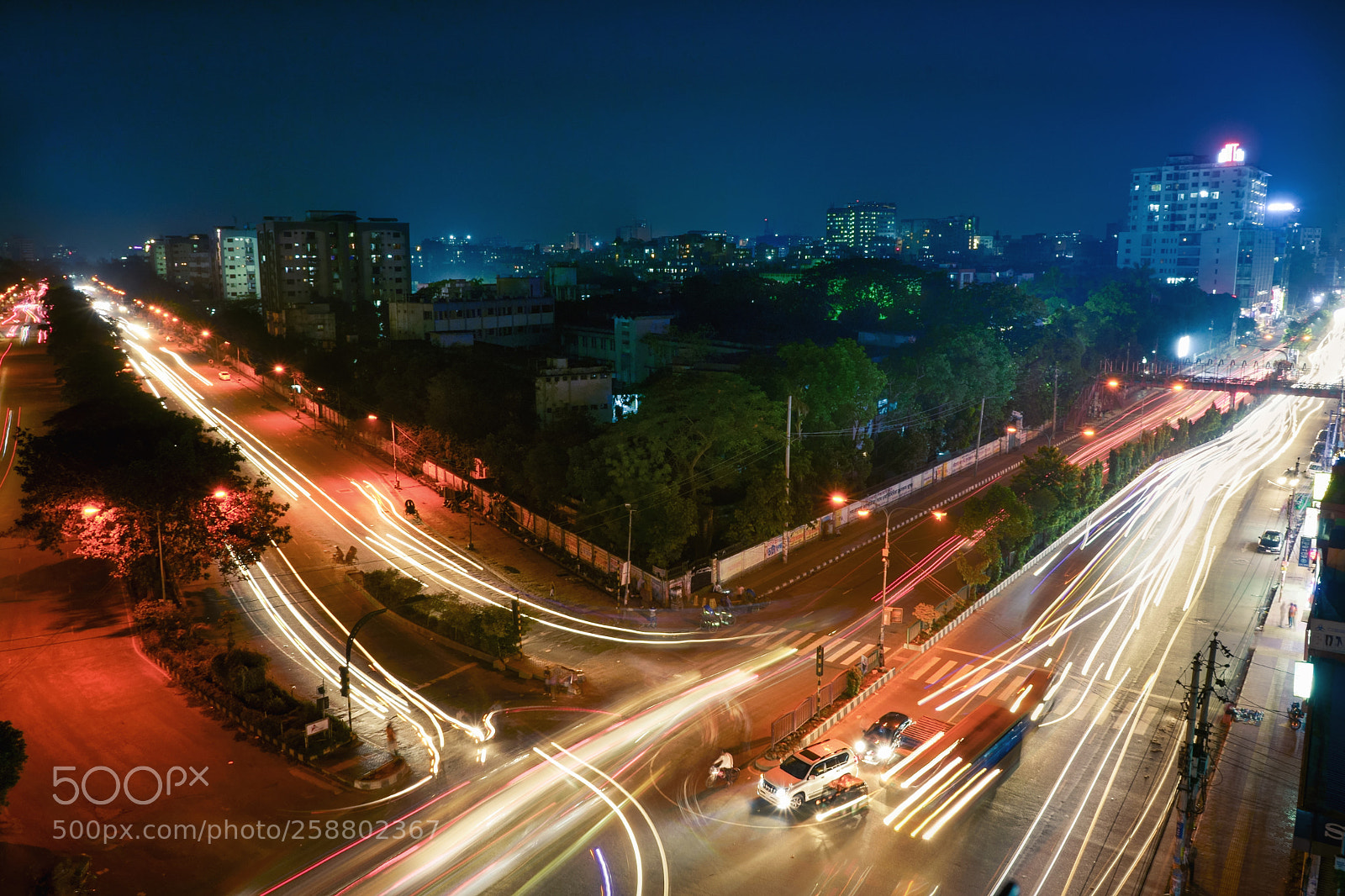 Sony a7 III sample photo. The city dazzles after photography