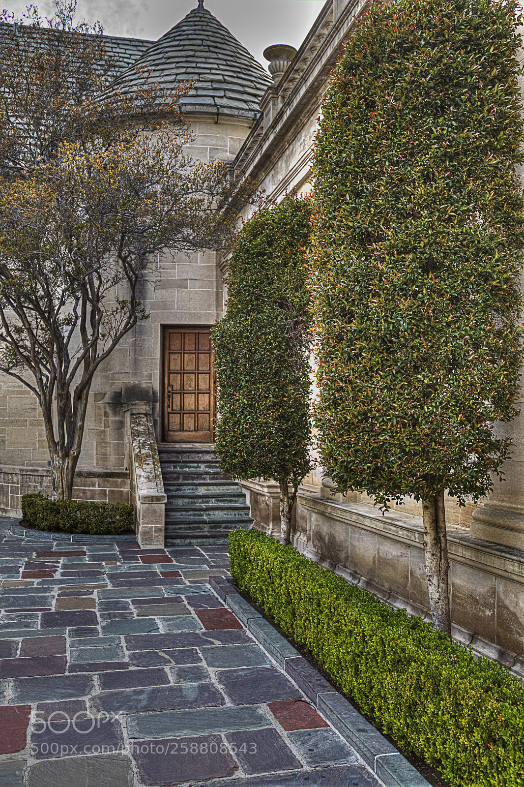 Canon EOS 5D Mark II sample photo. Secret door photography