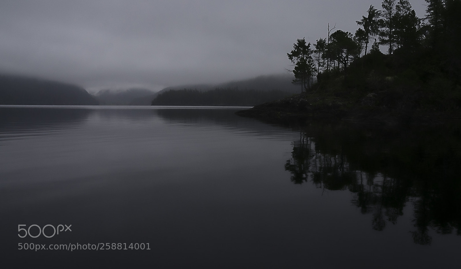 Sony a7R sample photo. Pre-dawn photography