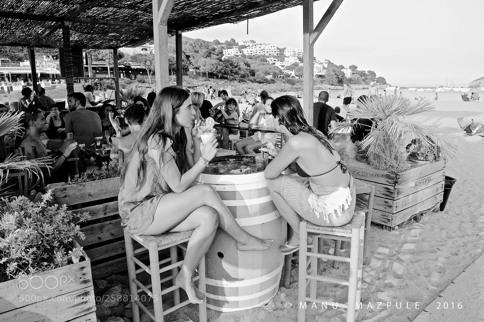 Canon EOS 70D sample photo. 66. people in girona. catalunya... photography