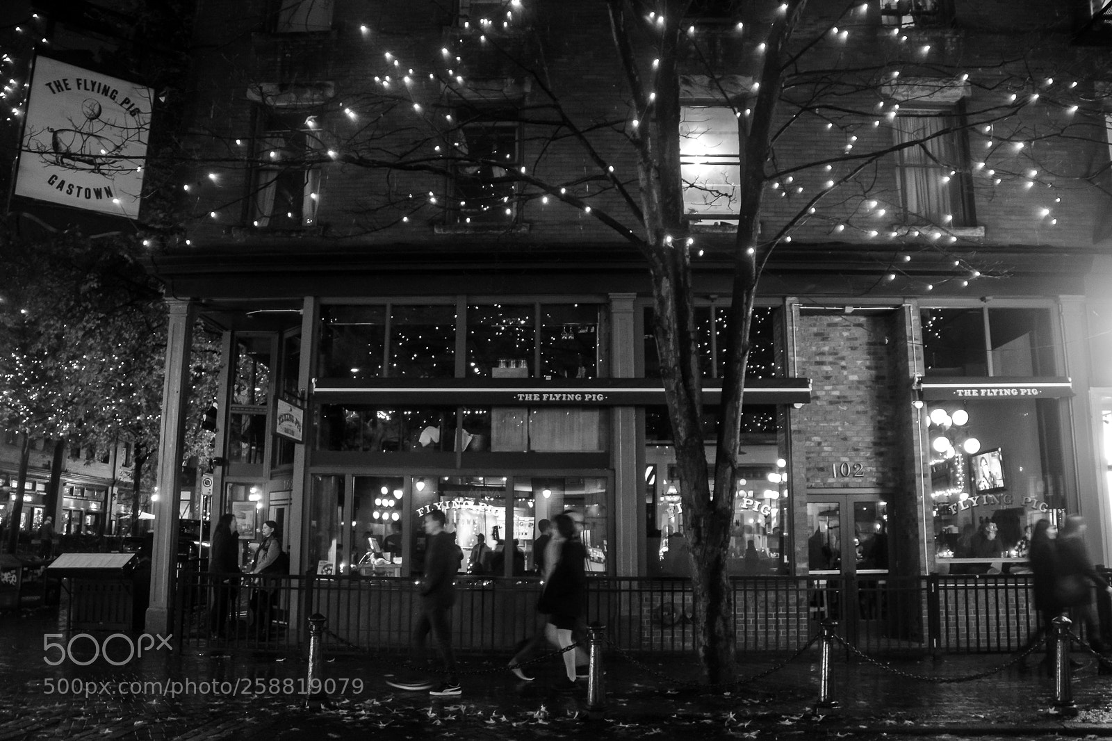 Nikon D800 sample photo. People come and go | 来往路人 photography