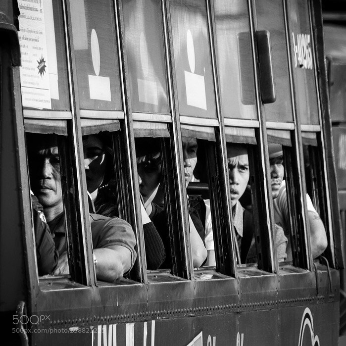 Fujifilm X-T10 sample photo. Commuter blues photography