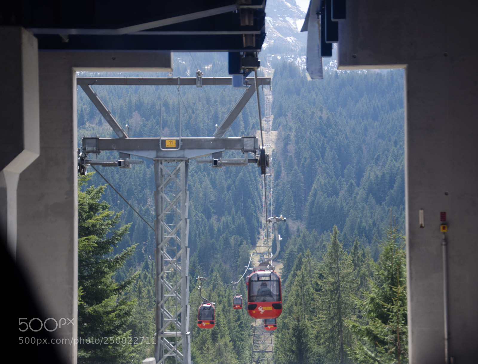 Nikon D5100 sample photo. Pilatus red cable car photography