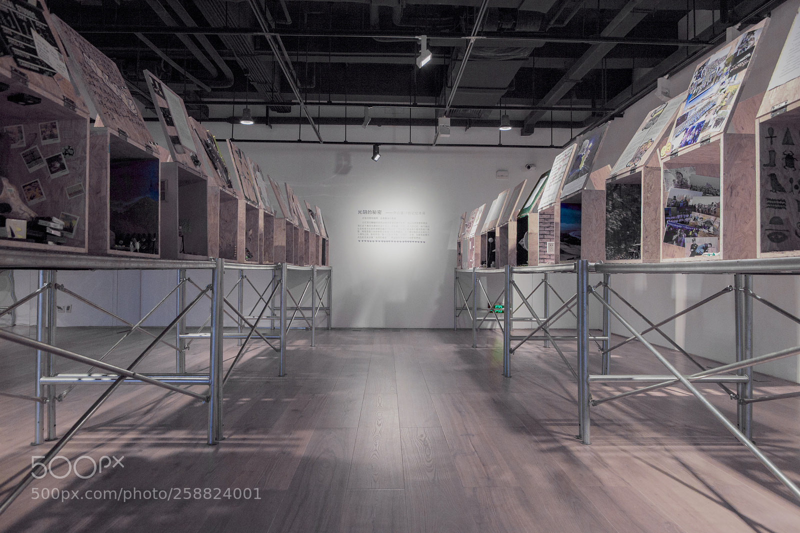 Canon EOS 5D Mark II sample photo. Memory box photography