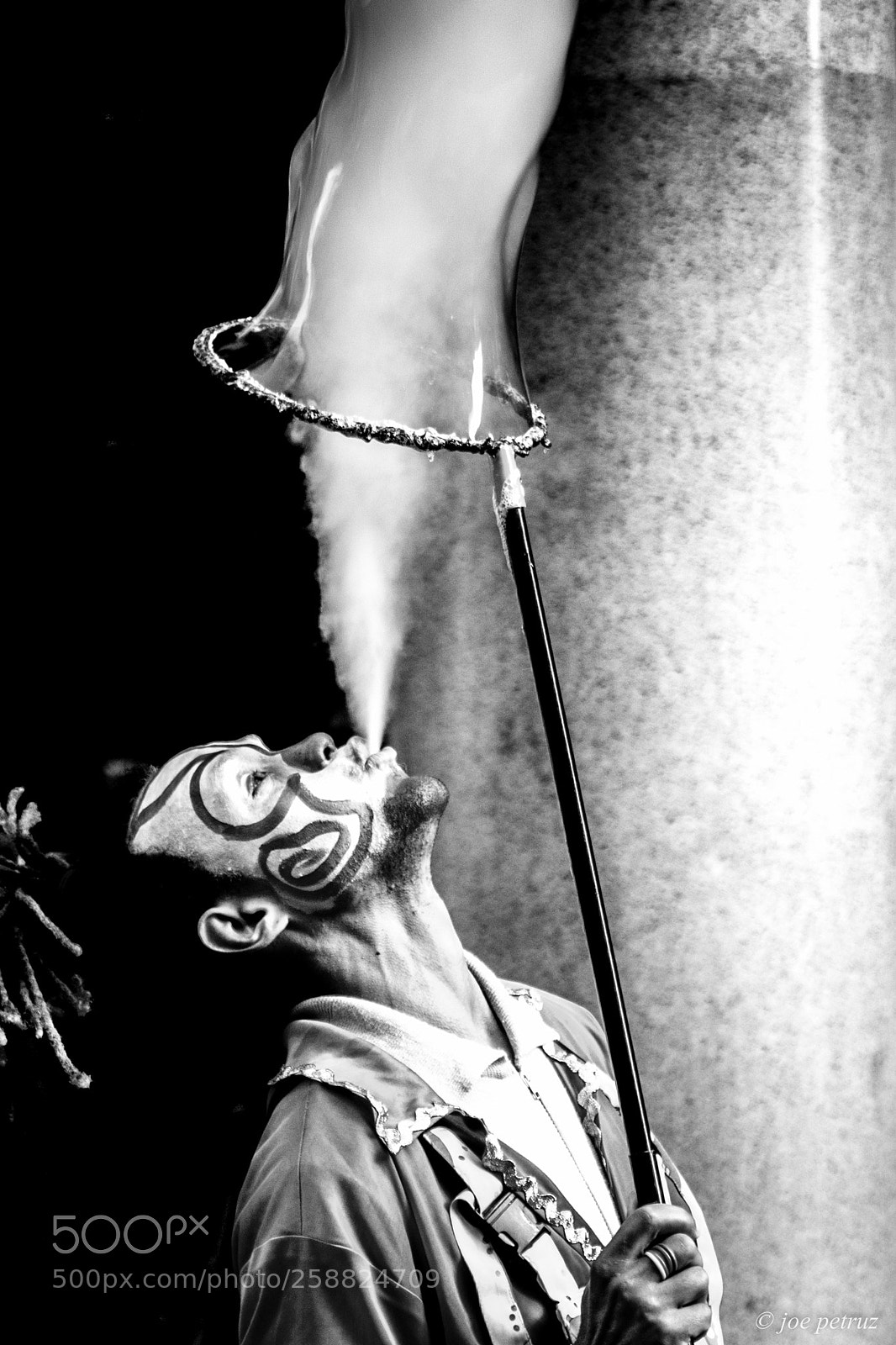 Canon EOS 650D (EOS Rebel T4i / EOS Kiss X6i) sample photo. Street artist photography