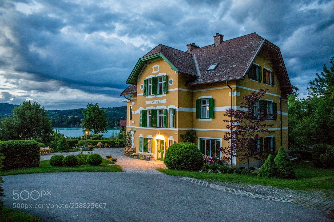 Canon EOS 6D sample photo. © georg rankl photography