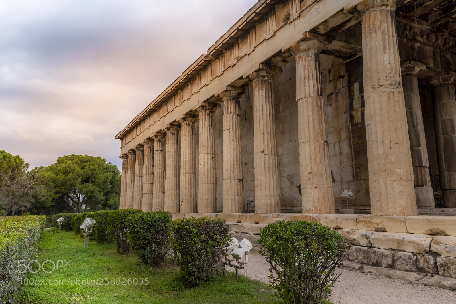 Nikon D5500 sample photo. Hephaisteion photography