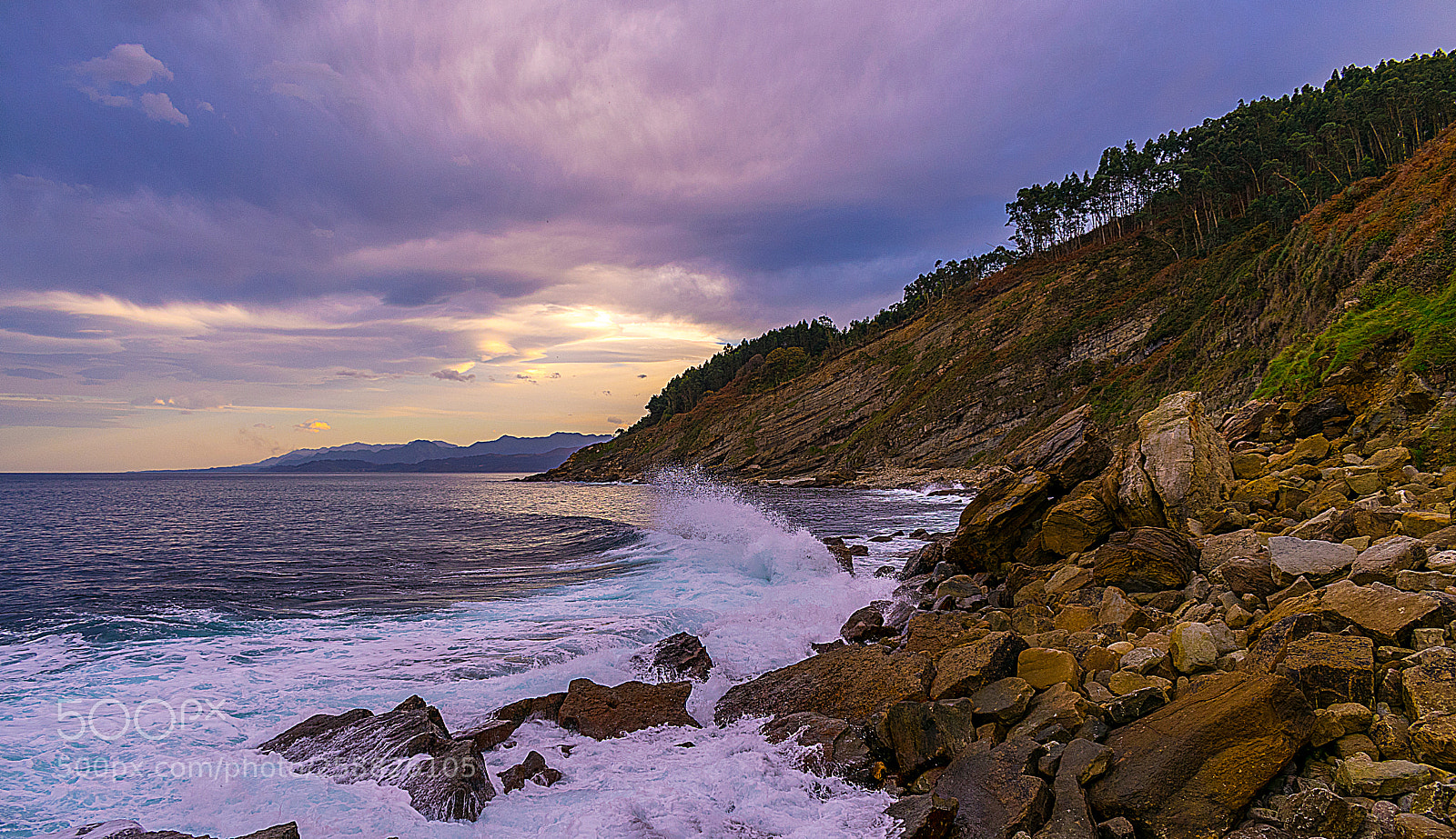 Nikon D5300 sample photo. Colorido atardecer en lastres photography