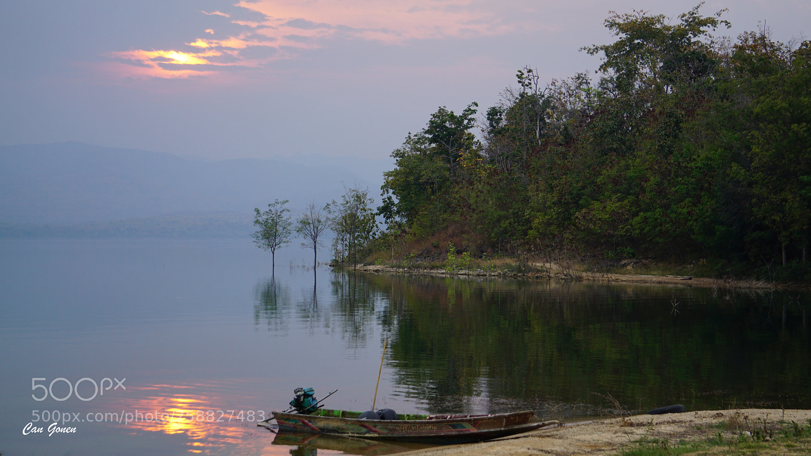 Sony a6000 sample photo. On the way to photography