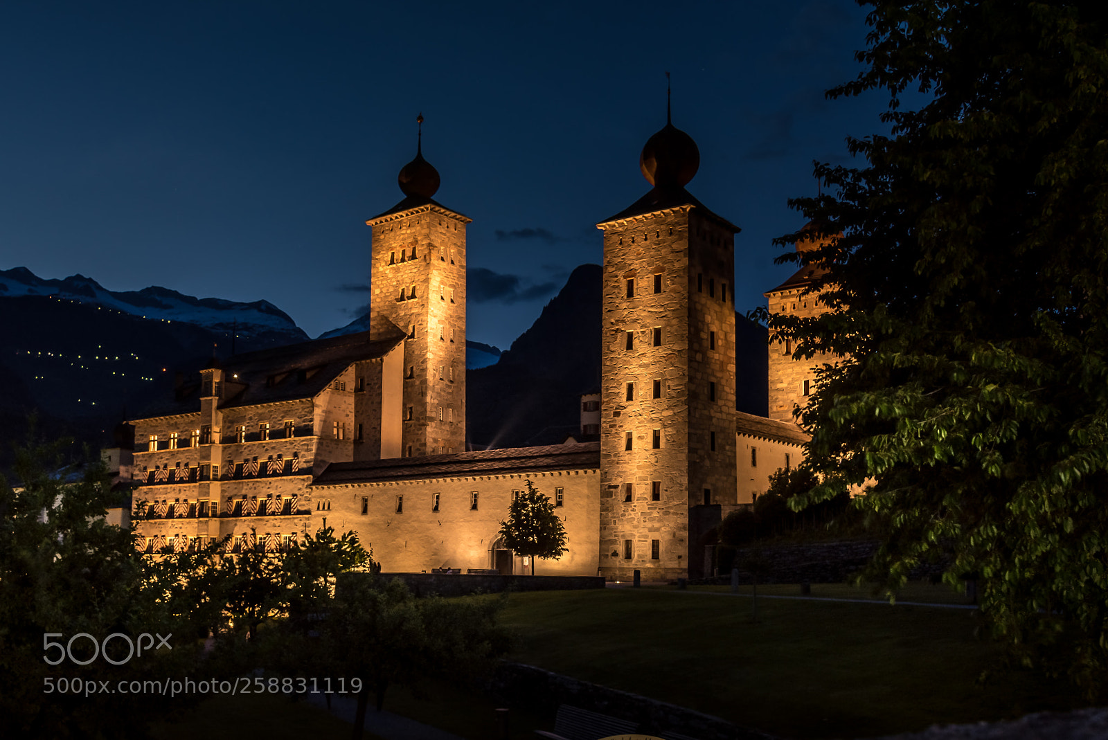 Nikon D750 sample photo. Stockalperpalast photography