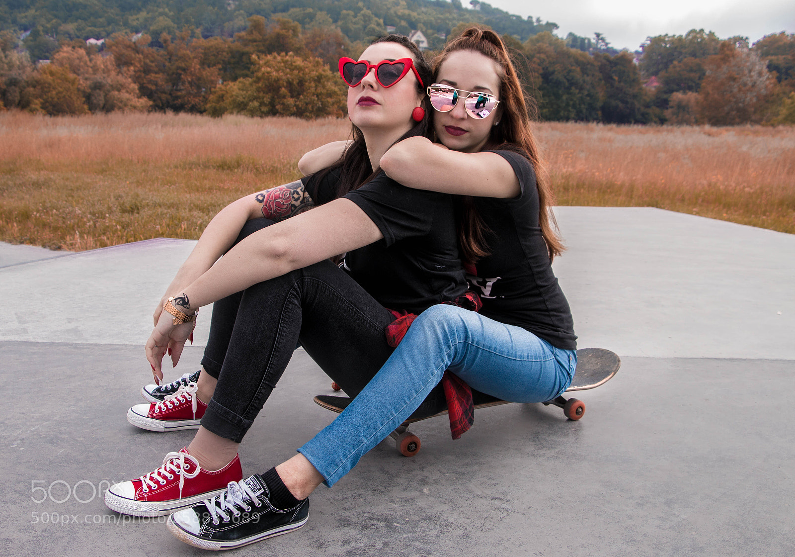 Canon EOS 70D sample photo. Sisters skate photography
