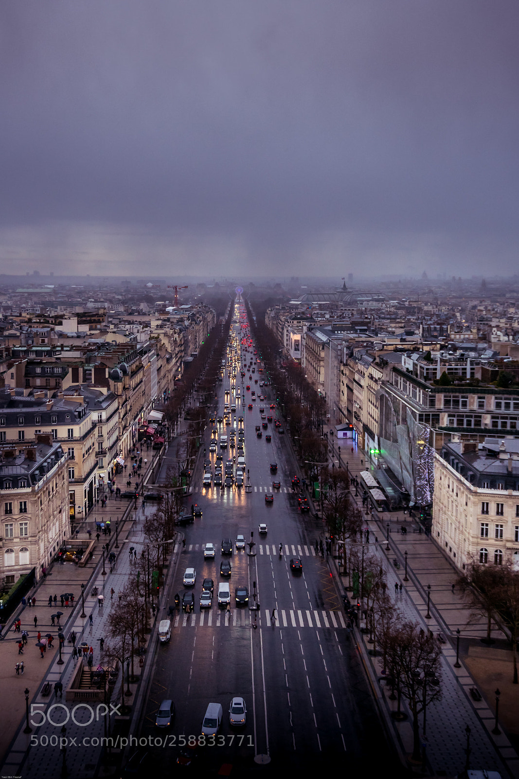 Sony a6300 sample photo. Champs elysées photography