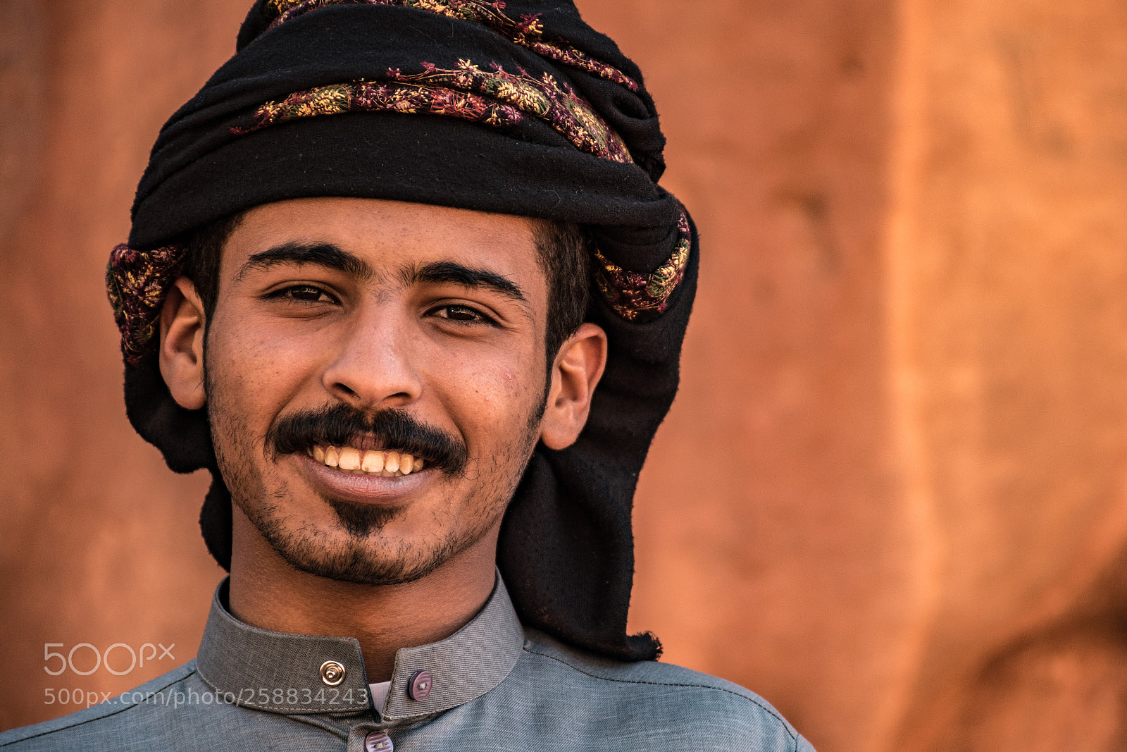 Nikon D5500 sample photo. Each face is a photography
