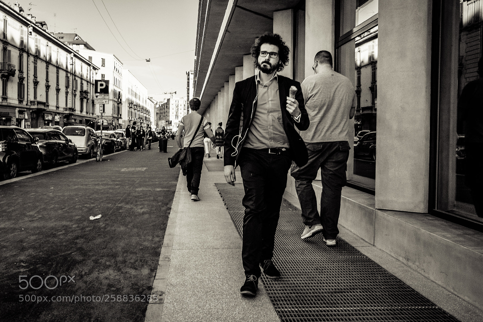 Fujifilm X70 sample photo. Milano - viale pasubio photography