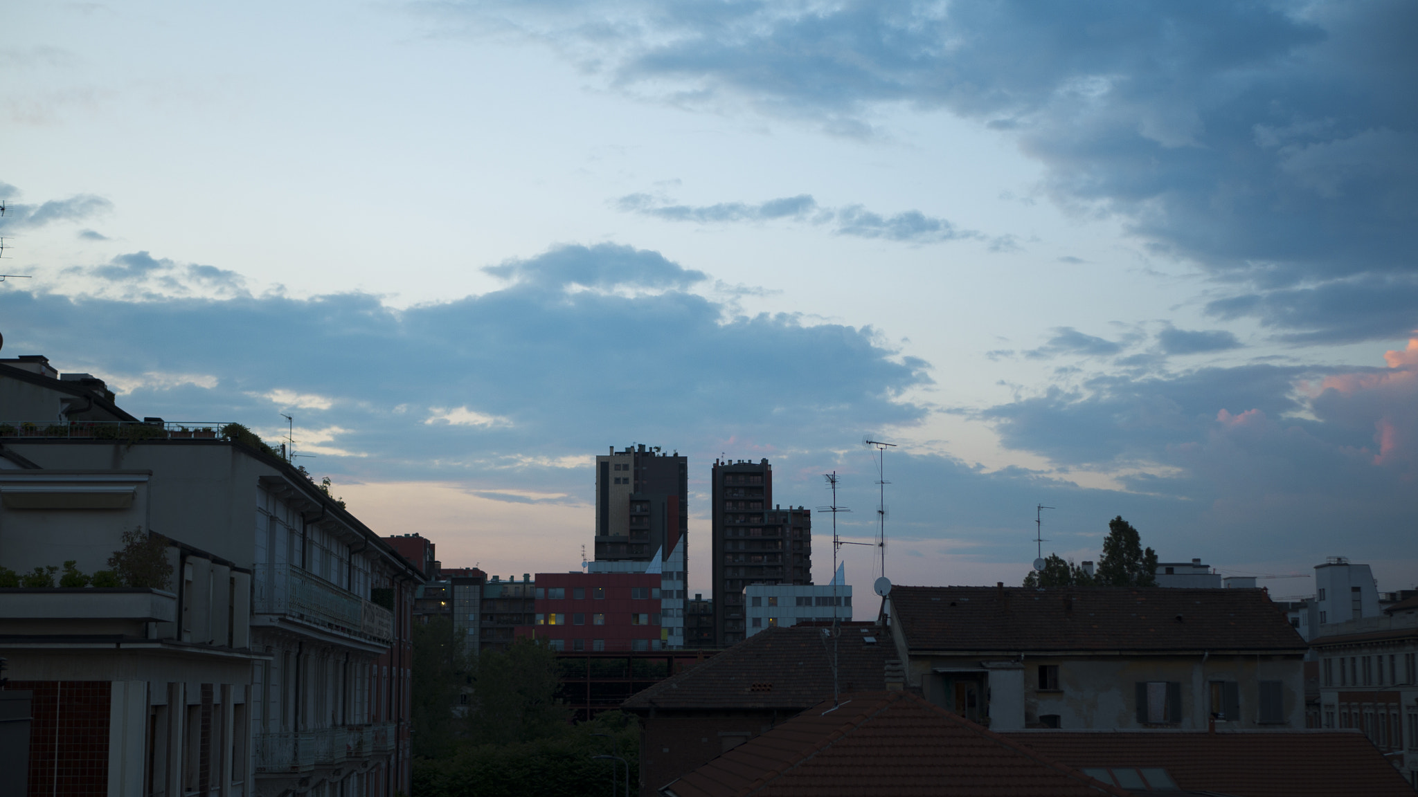 Panasonic Lumix DMC-G85 (Lumix DMC-G80) sample photo. Bovisa photography
