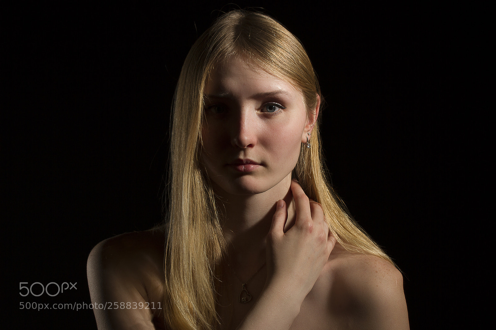 Canon EOS 7D sample photo. Beautiful young girl on photography
