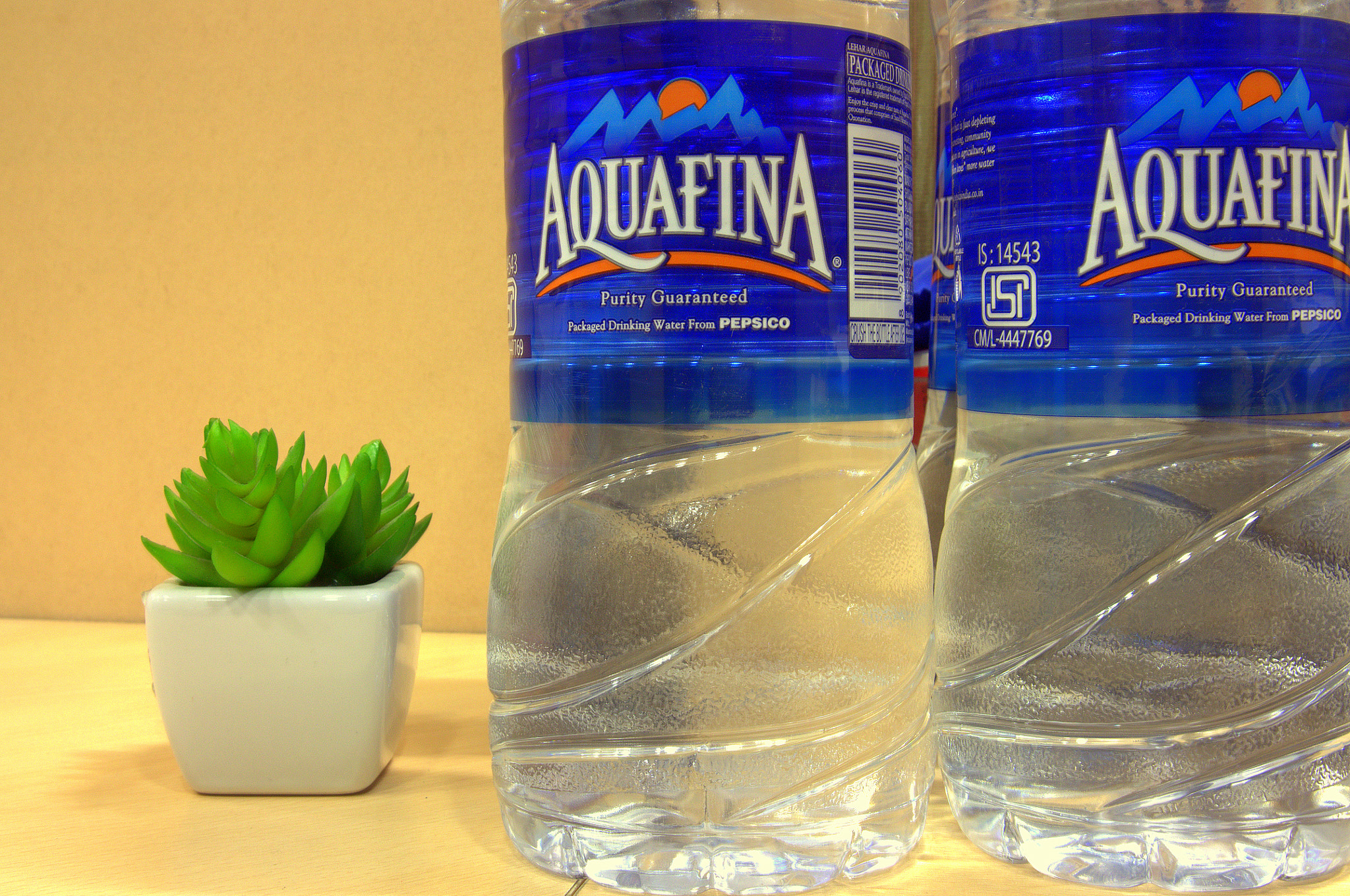 Panasonic Lumix DMC-GF6 sample photo. Aquafina photography