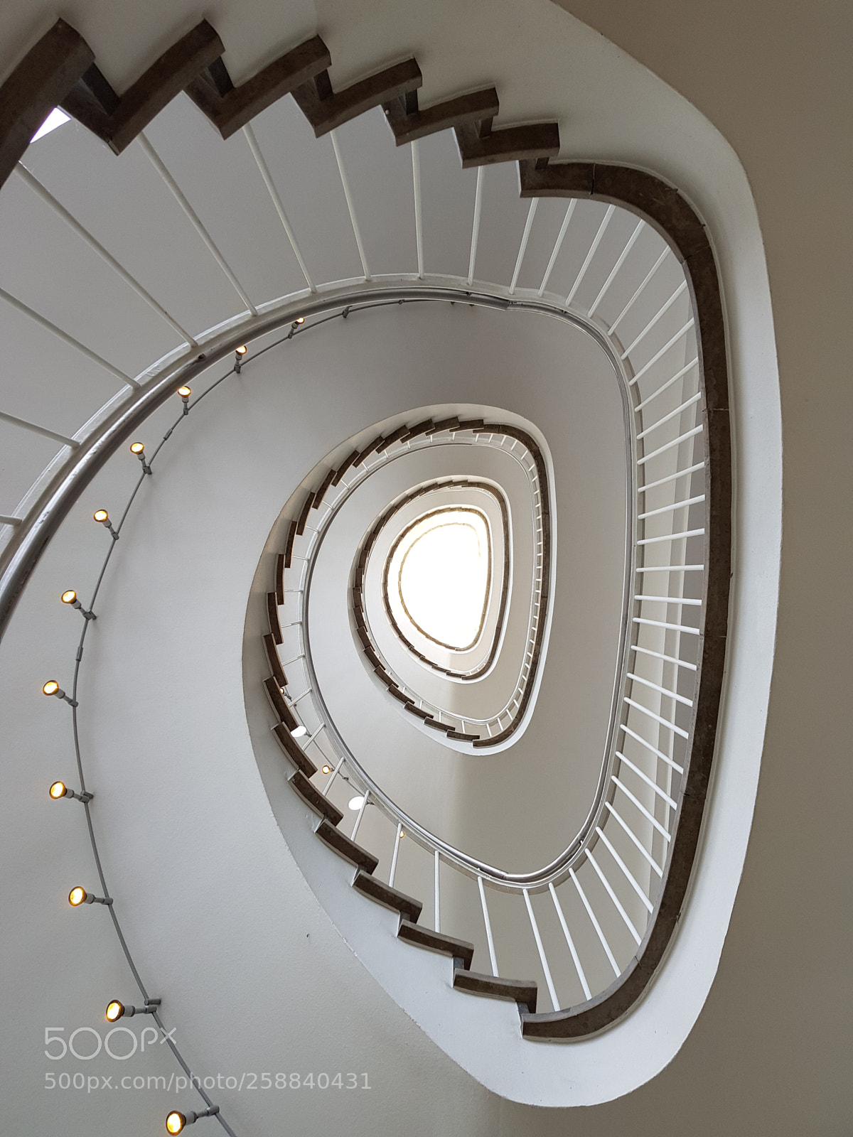 Samsung Galaxy S8 sample photo. Stylish stairs photography