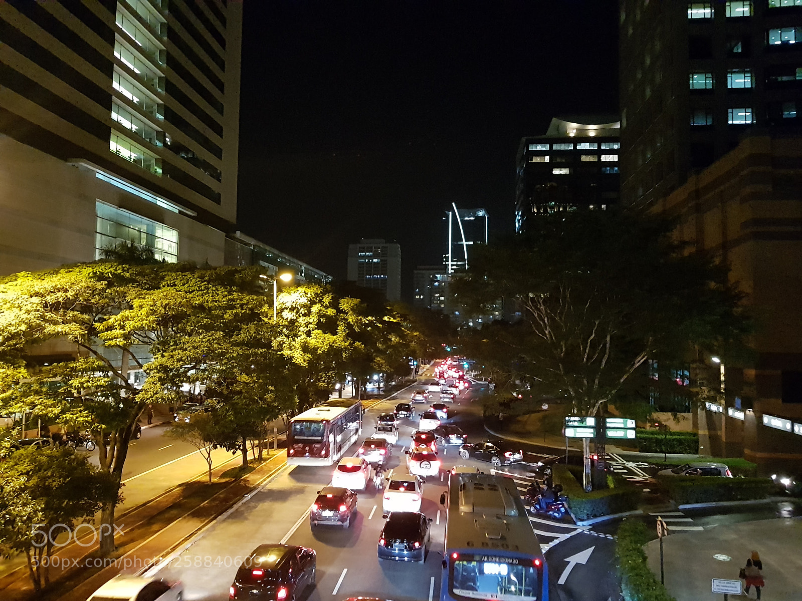 Samsung Galaxy S8+ sample photo. Rush photography