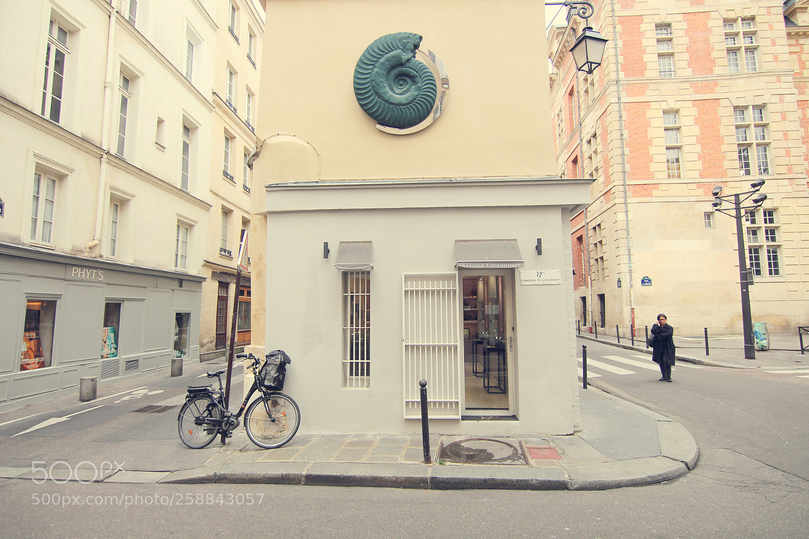 Canon EOS 700D (EOS Rebel T5i / EOS Kiss X7i) sample photo. Paris sightseeing photography
