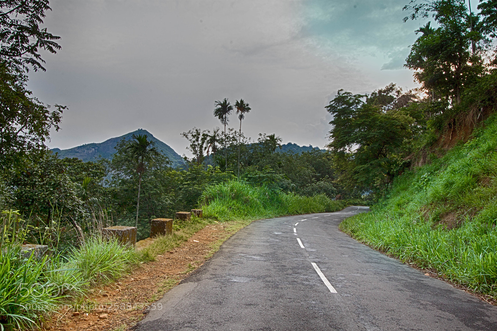Canon EOS 500D (EOS Rebel T1i / EOS Kiss X3) sample photo. Hdr photography