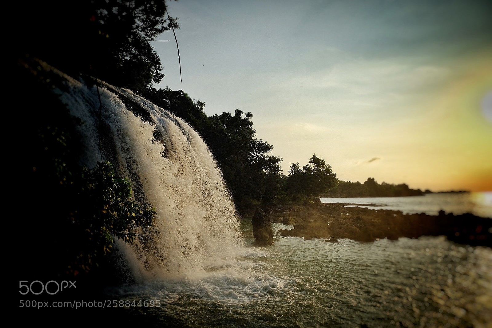 Fujifilm X-T2 sample photo. Tempat dimana sungai bercumbu photography