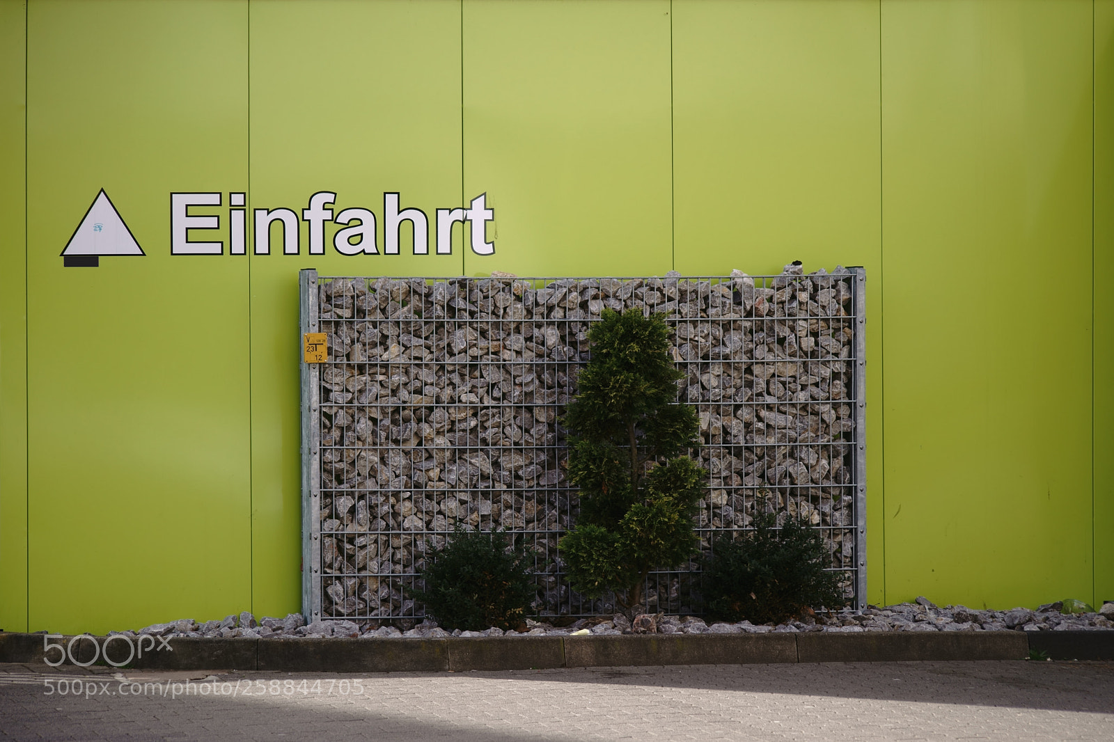 Sony a7 II sample photo. Stone decorations at the photography