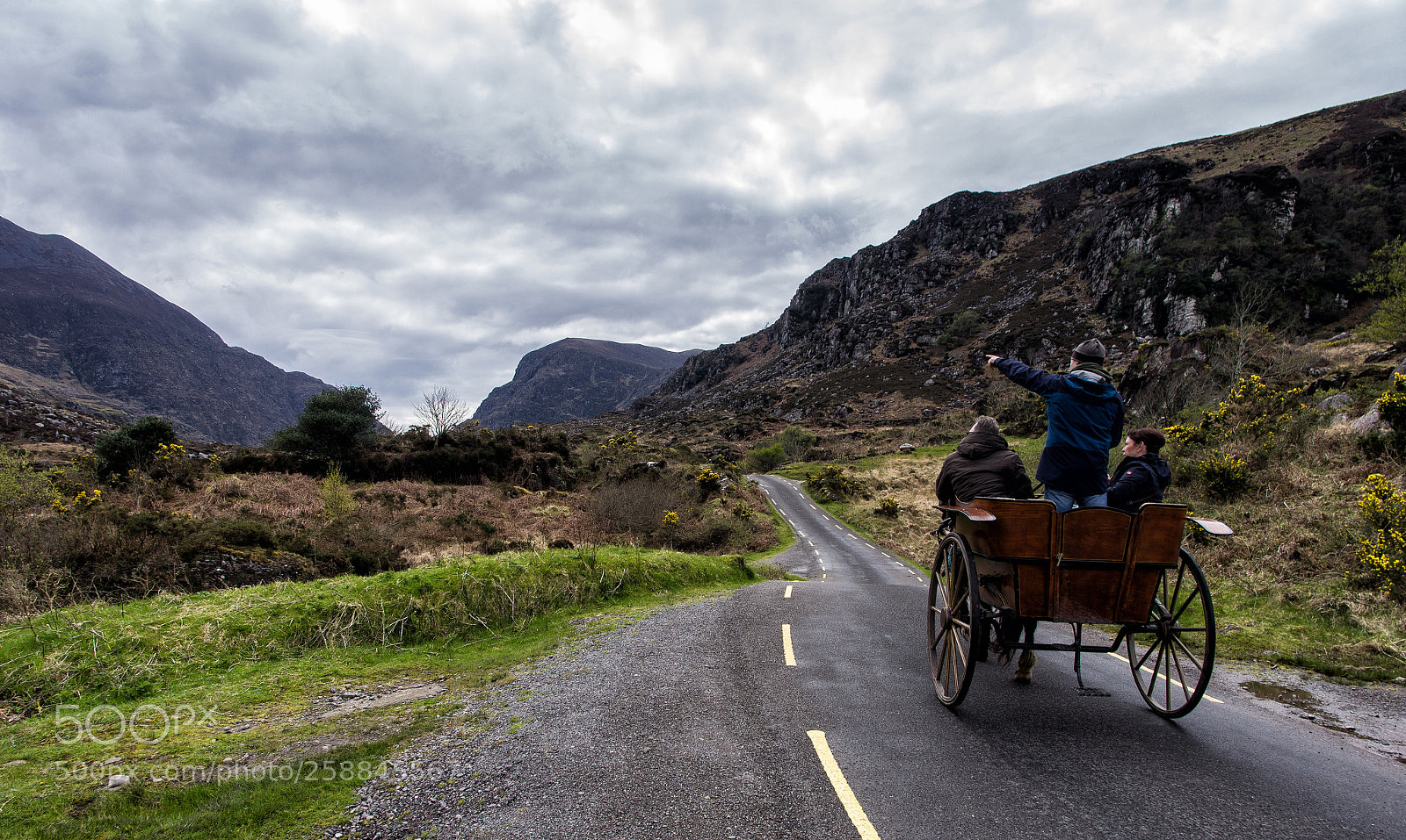 Pentax K-5 sample photo. Carriage to gap of photography