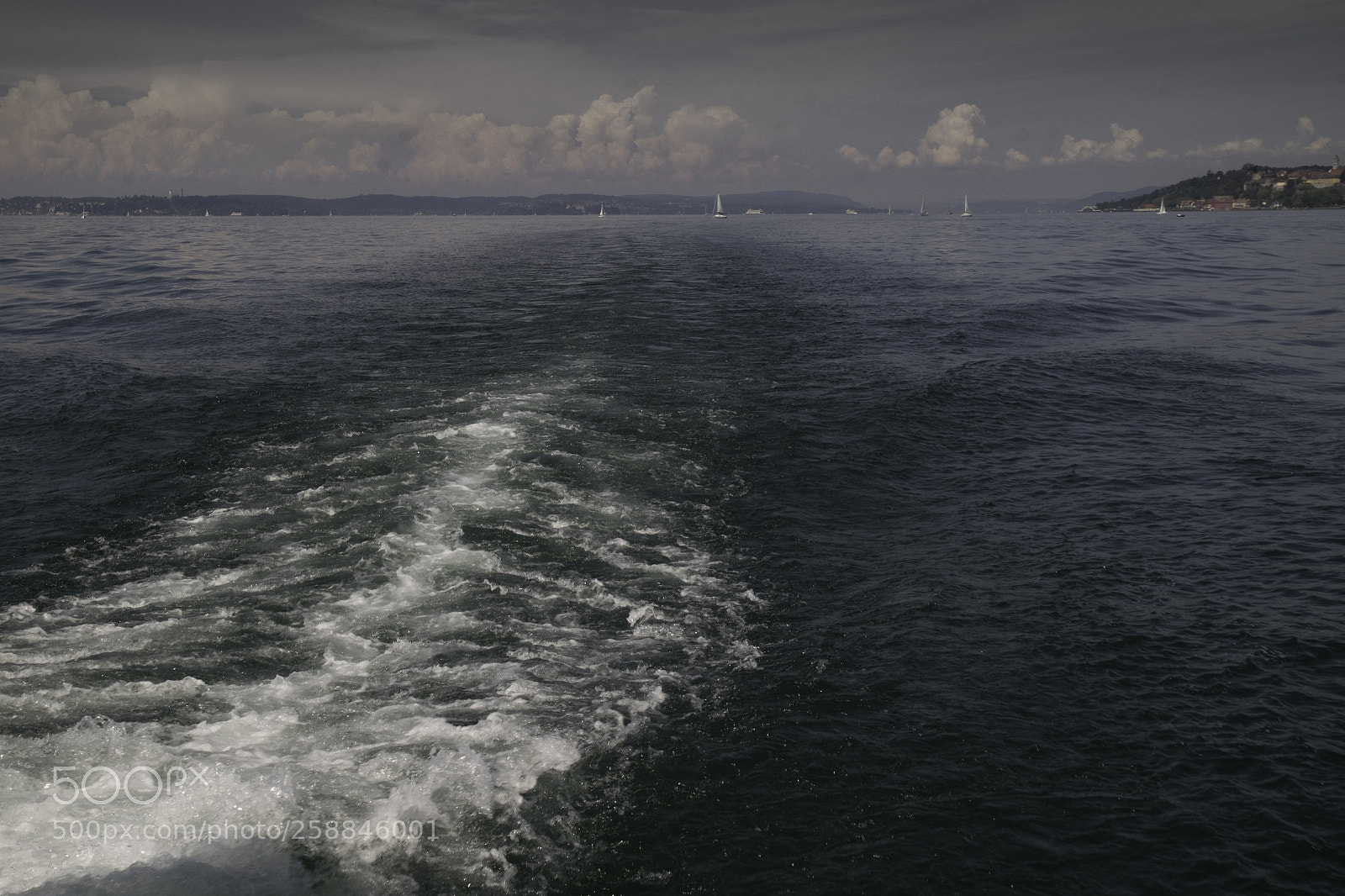 Fujifilm X-T1 sample photo. Behind photography