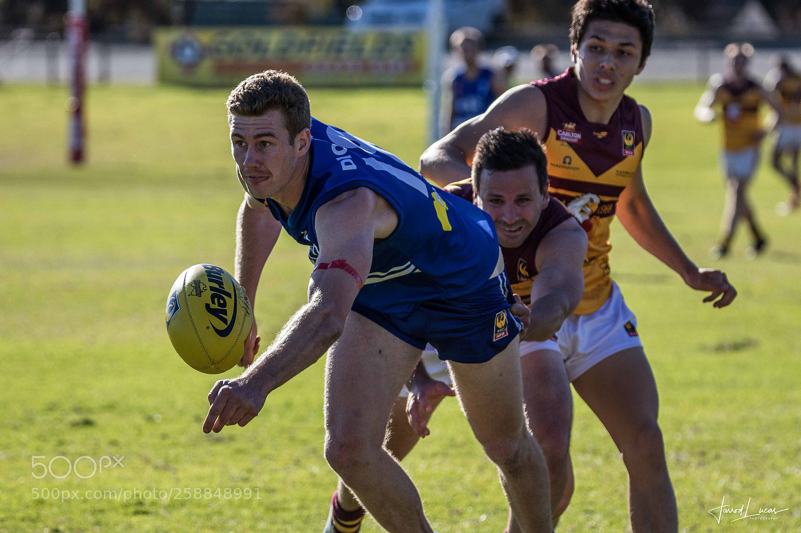 Canon EOS 7D Mark II sample photo. Australian rules photography