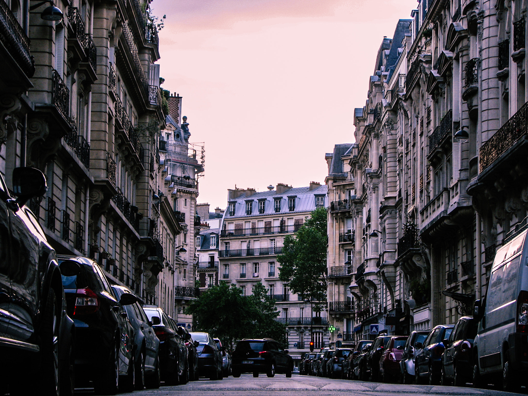 Canon POWERSHOT S3 IS sample photo. A beautiful sundown downtown paris photography