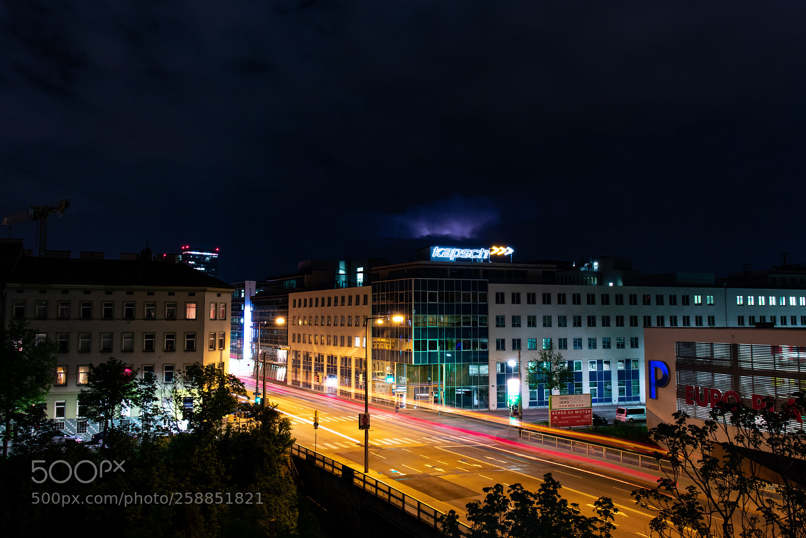 Canon EOS 5D Mark IV sample photo. Vienna at night photography