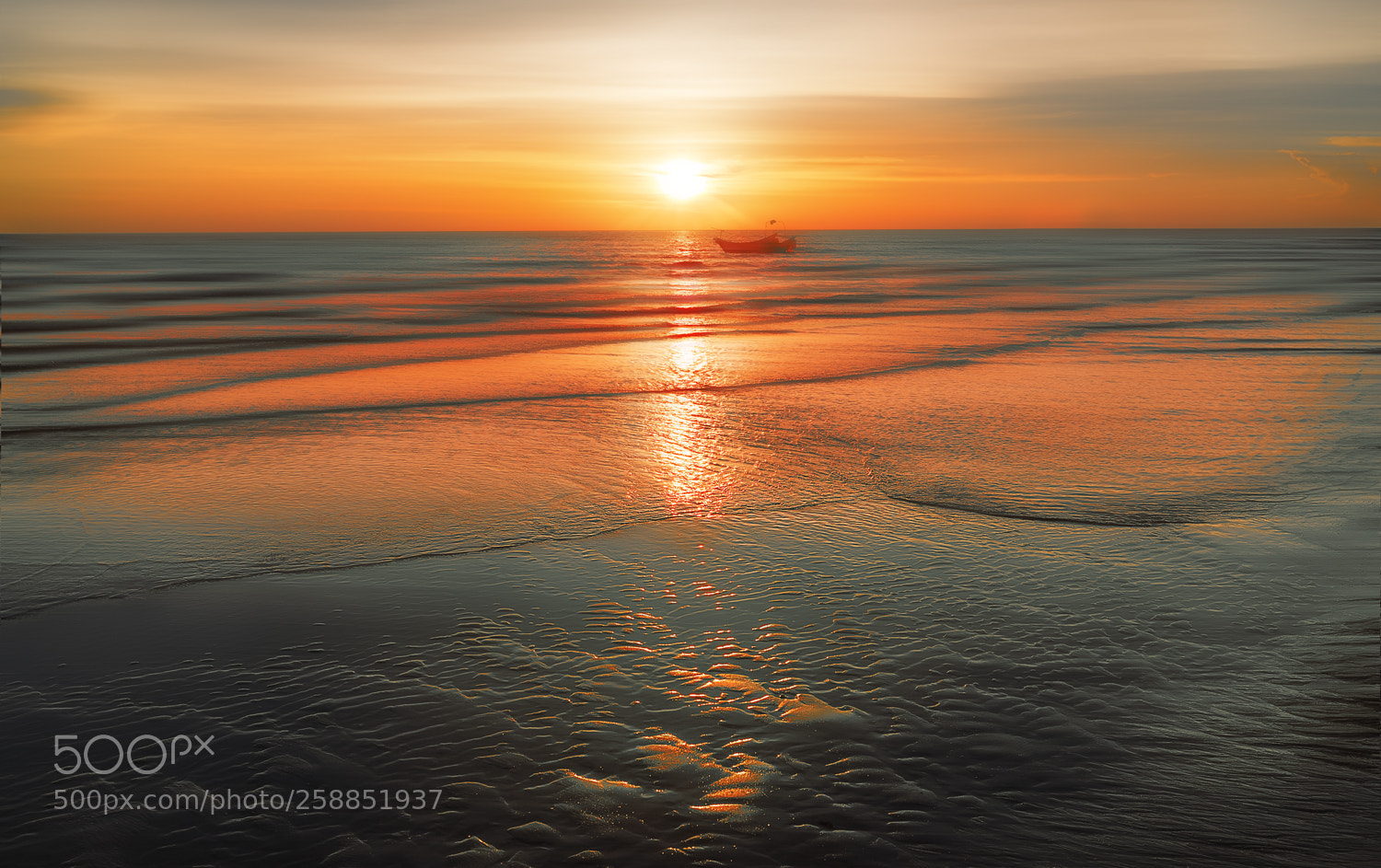 Canon EOS 5D Mark IV sample photo. Sunset photography