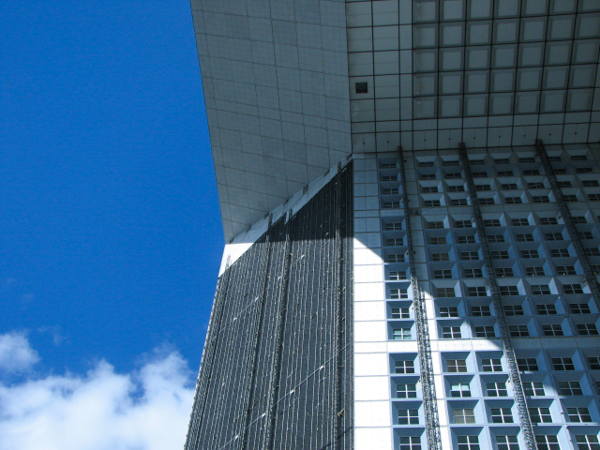 Canon POWERSHOT S3 IS sample photo. Different perspective photography