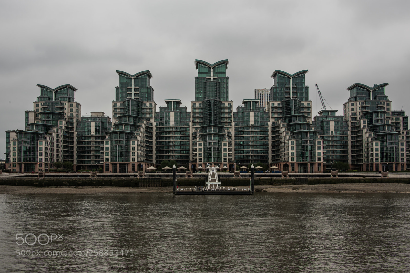 Nikon D810 sample photo. St george wharf photography