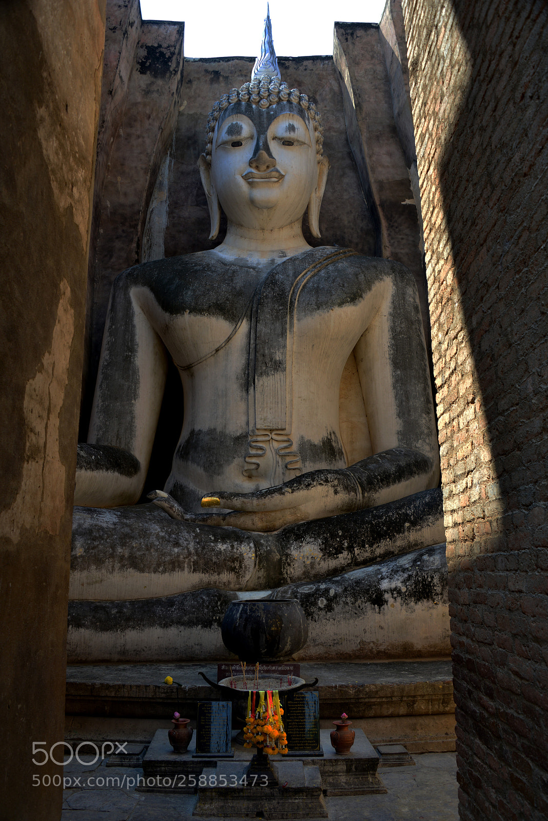 Nikon D800 sample photo. Buddha in the wat photography
