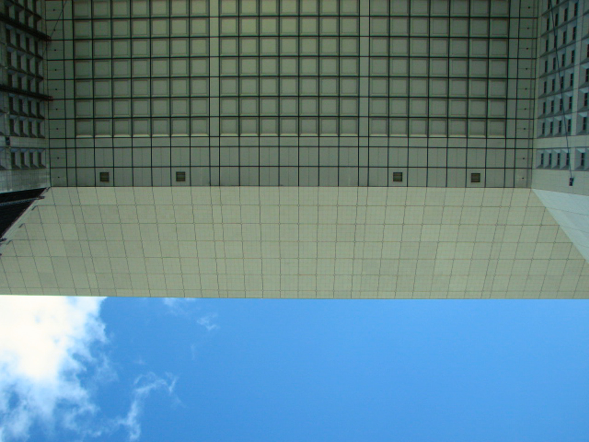Canon POWERSHOT S3 IS sample photo. Upside down photography