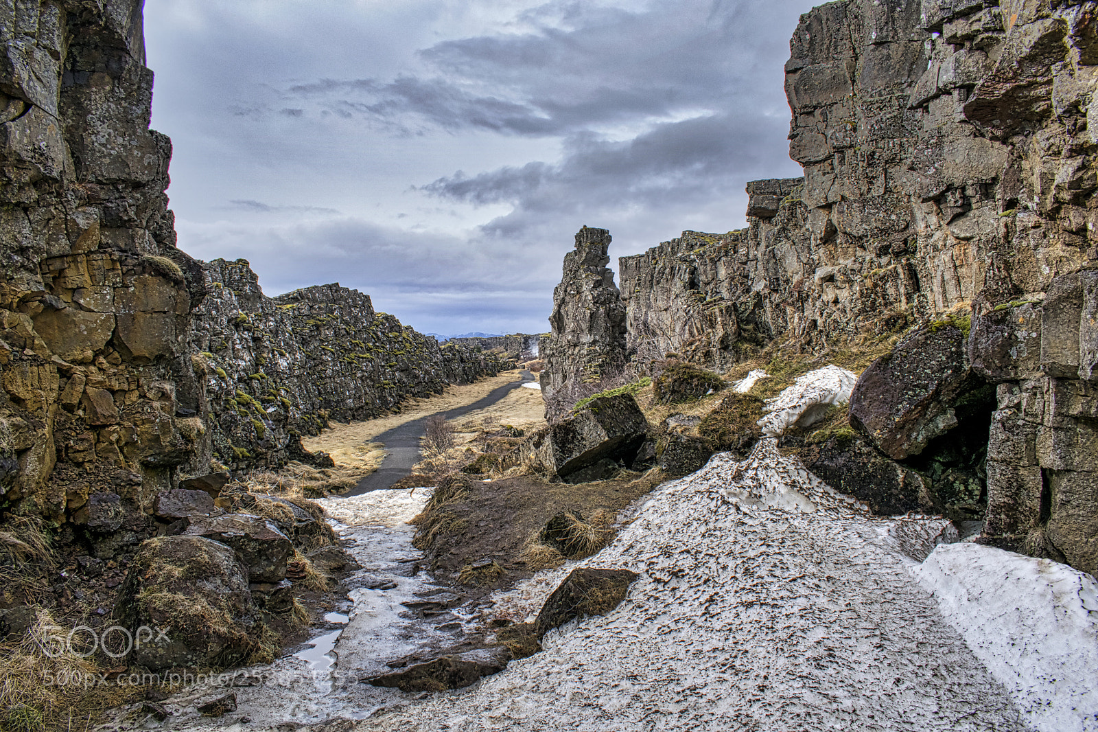 Nikon D3300 sample photo. Almannagjá gorge in Þingvellir photography