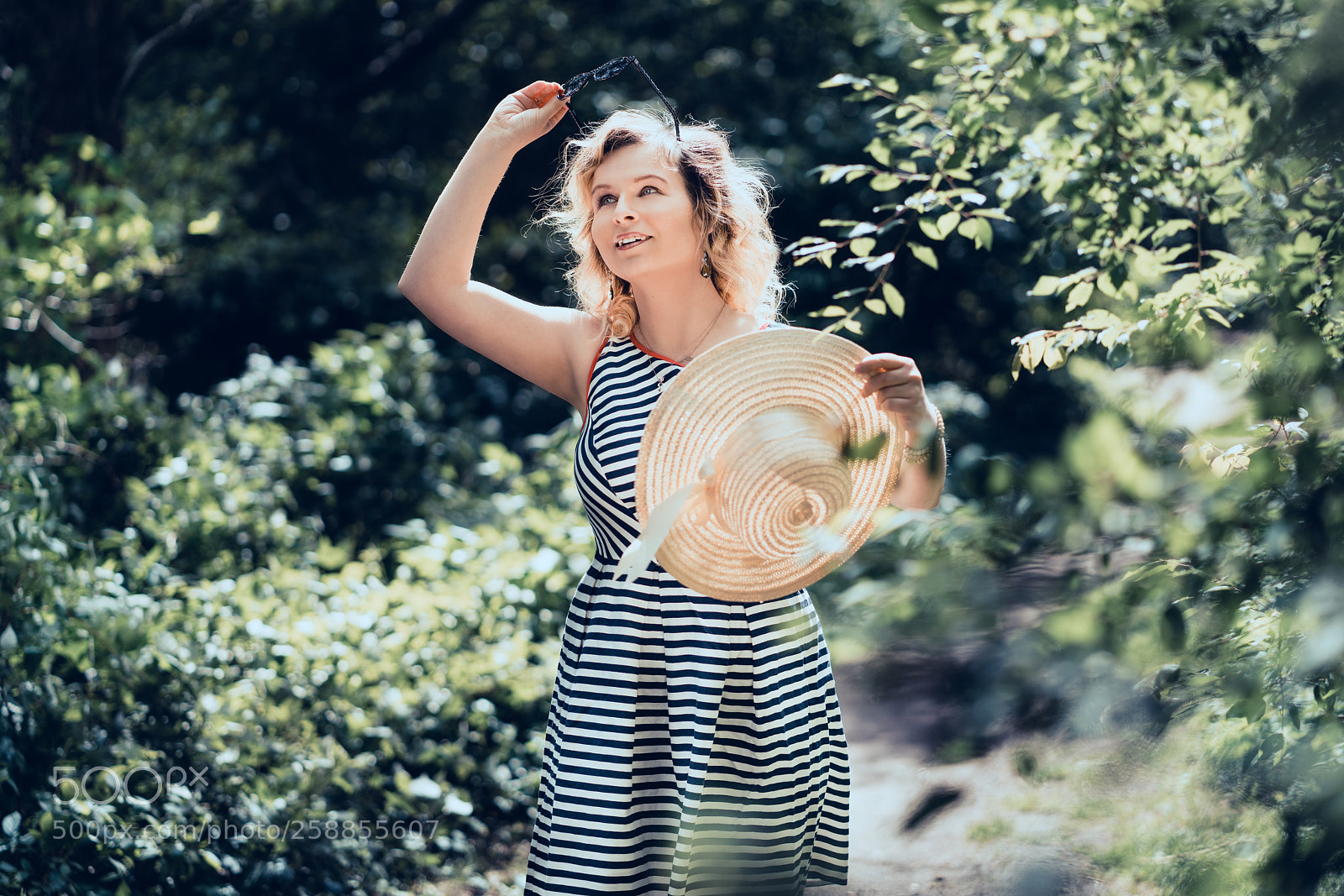Sony a7R III sample photo. Martha with hat photography