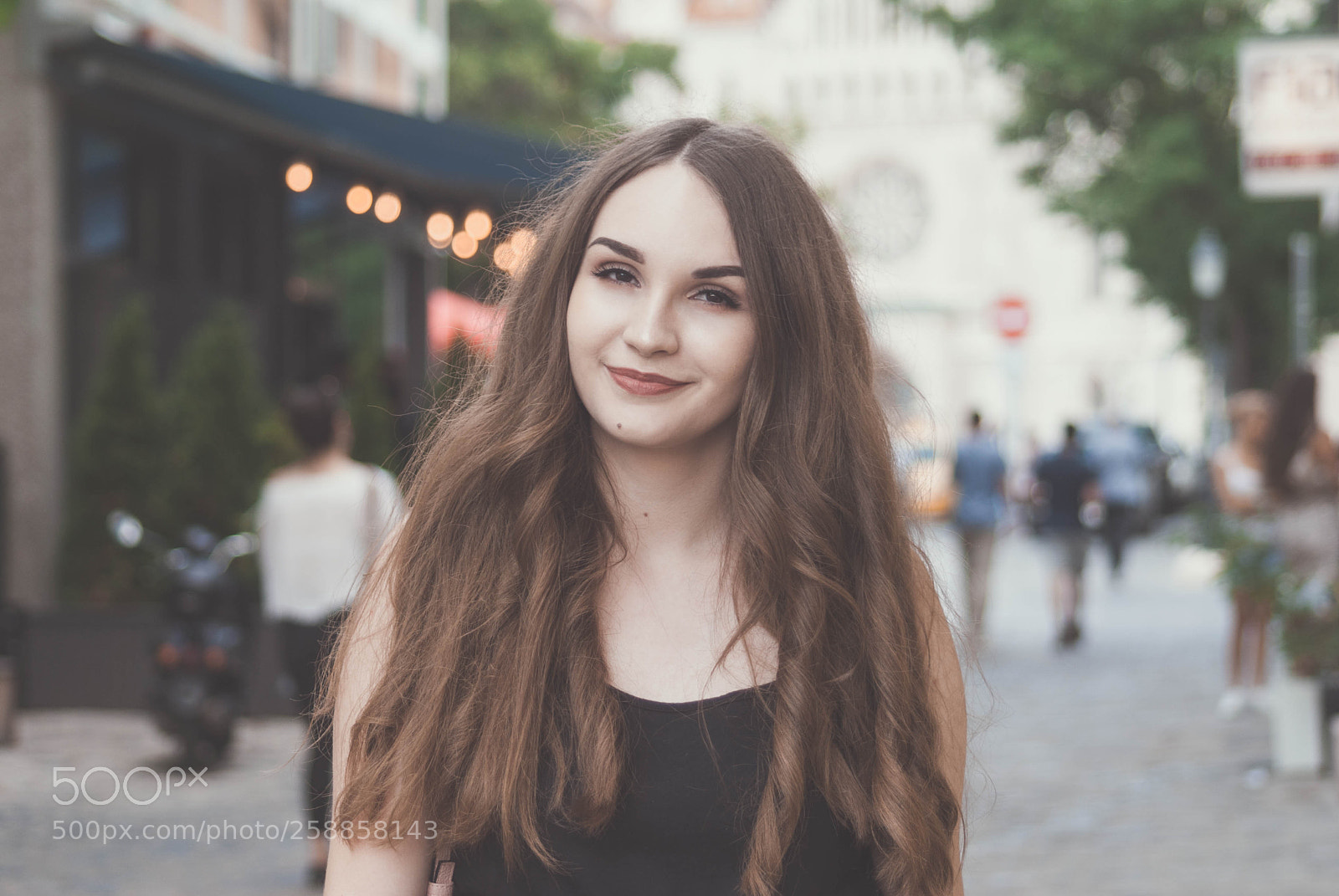 Sony Alpha DSLR-A200 sample photo. Portraiture photography