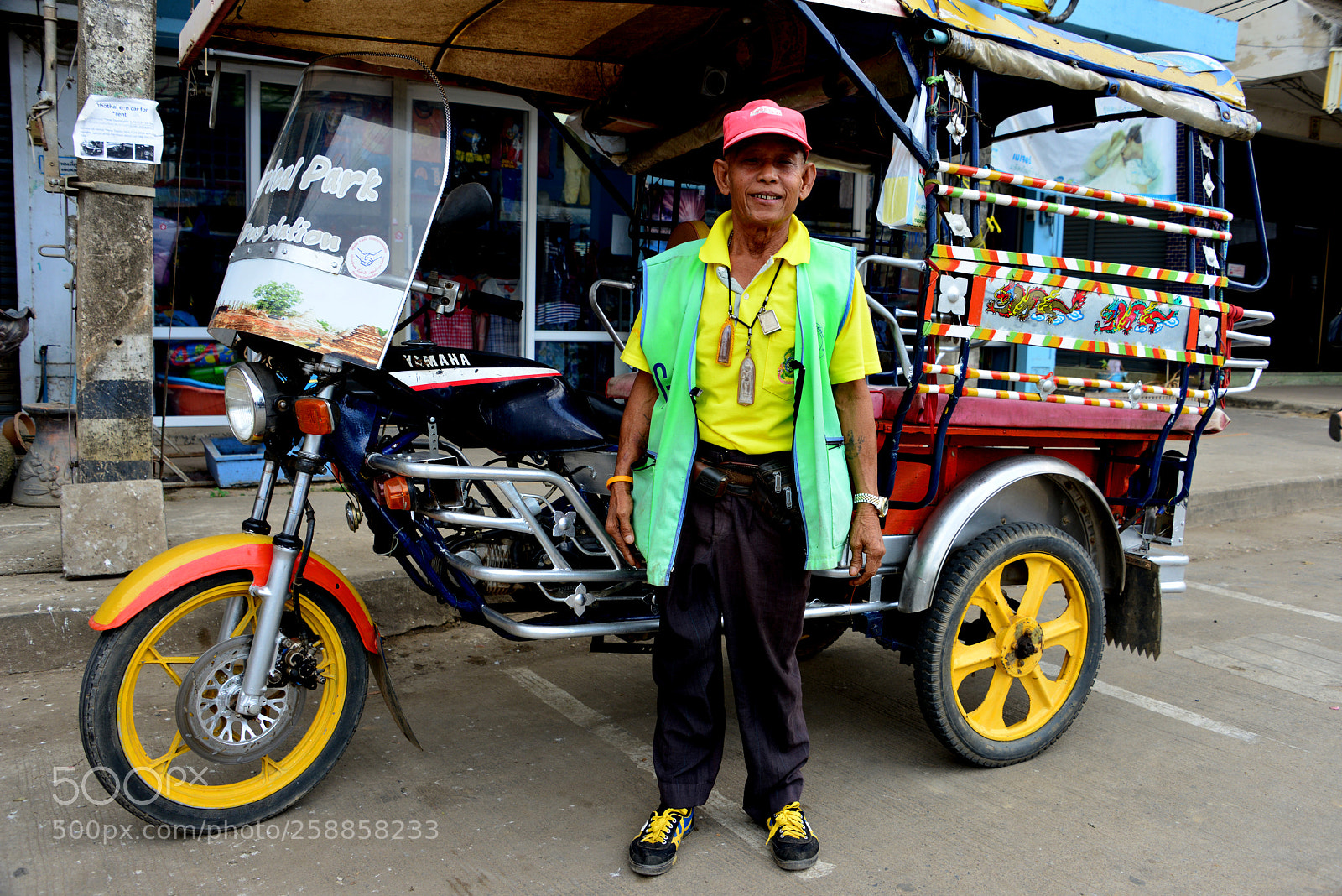 Nikon D800 sample photo. Tuk tuk driver in photography