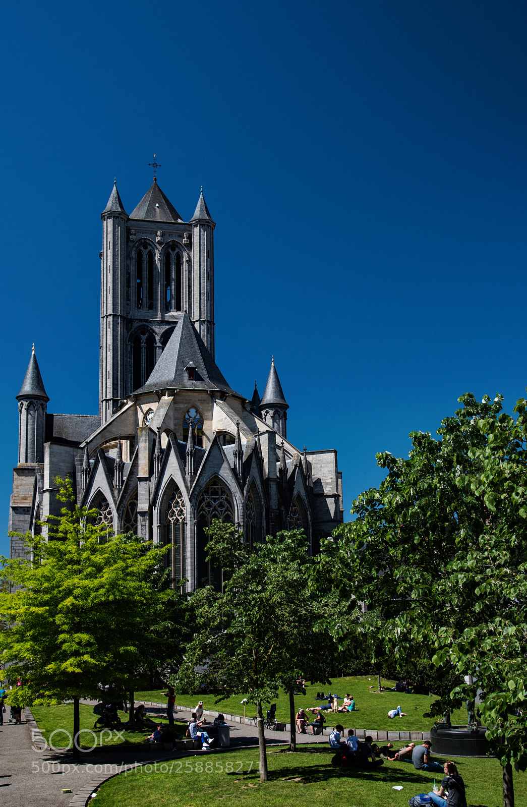 Nikon D750 sample photo. Sint-niklaaskerk photography